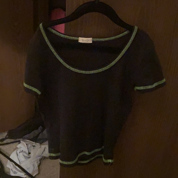 Contrast Stitch Tee - Picture 3 of 5